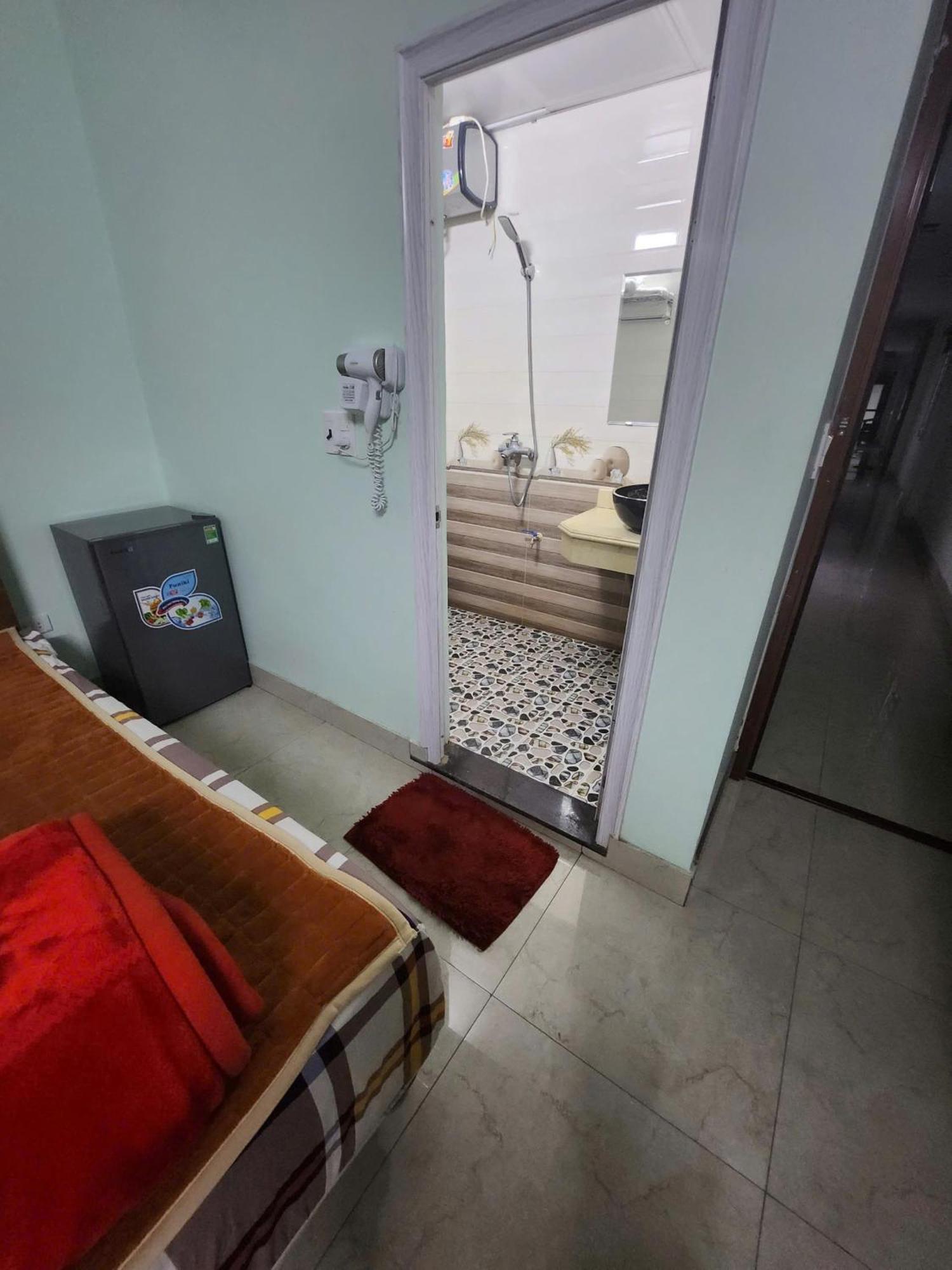 Ruby Hostel Ха Жианг Екстериор снимка