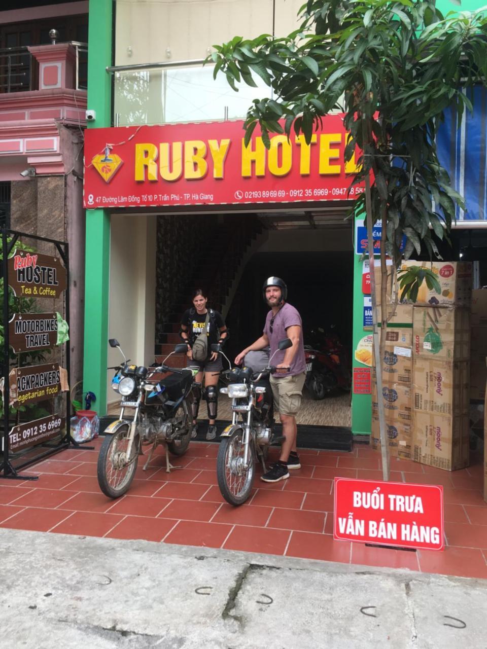 Ruby Hostel Ха Жианг Екстериор снимка